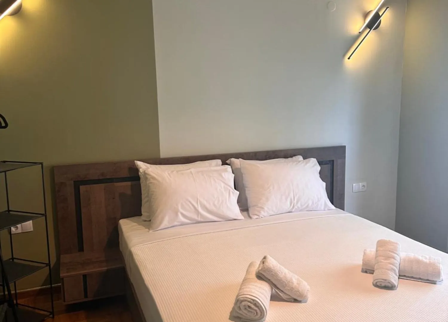 Emerald Suite Luxury Apartment In Thessaloniki Greece